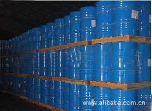 【【精品推薦 優(yōu)質(zhì)】供應(yīng)桶裝多種無水甲醇99.9% (圖)】價格,廠家,圖片,甲醇,深圳市南山區(qū)化工經(jīng)營部-